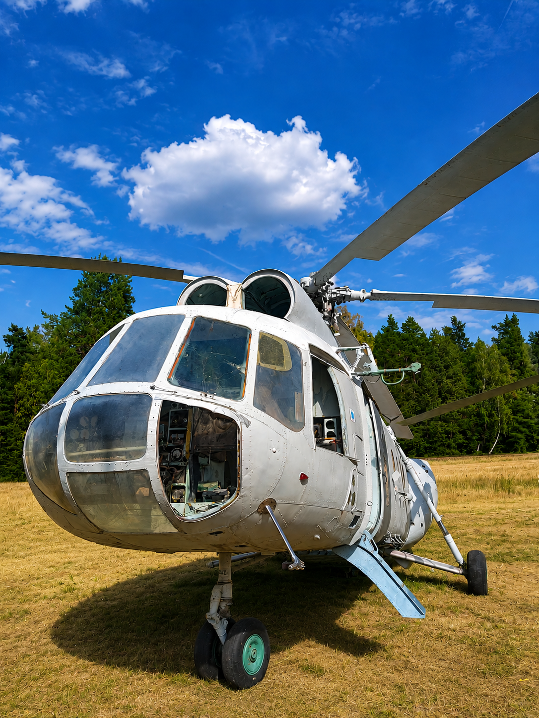 Vrtulník Mi-8 v Leteckém muzeu Hrdlořezy